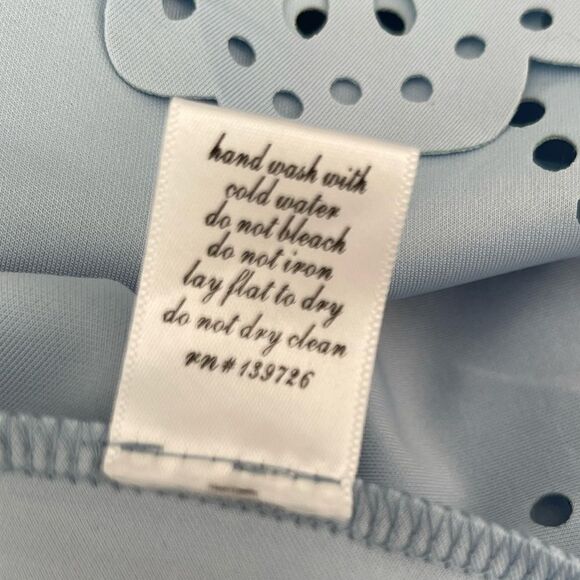 Miami baby blue skirt with cutout design on hem size small - Picture 5 of 8